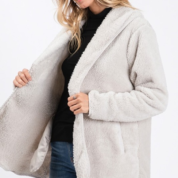 Ultra Soft Faux Fur Sherpa Hooded Jacket - - Picture 2 of 4